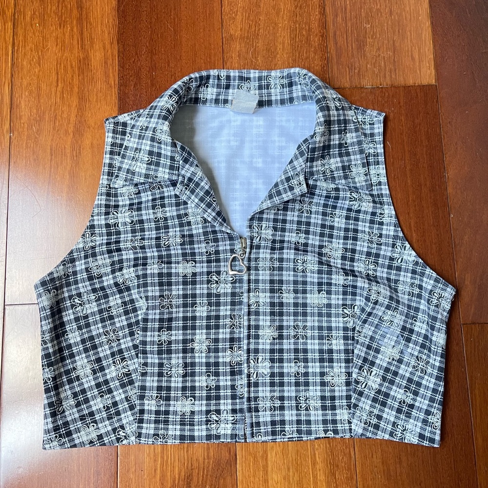 Vintage plaid zip crop top with silver heart zipper